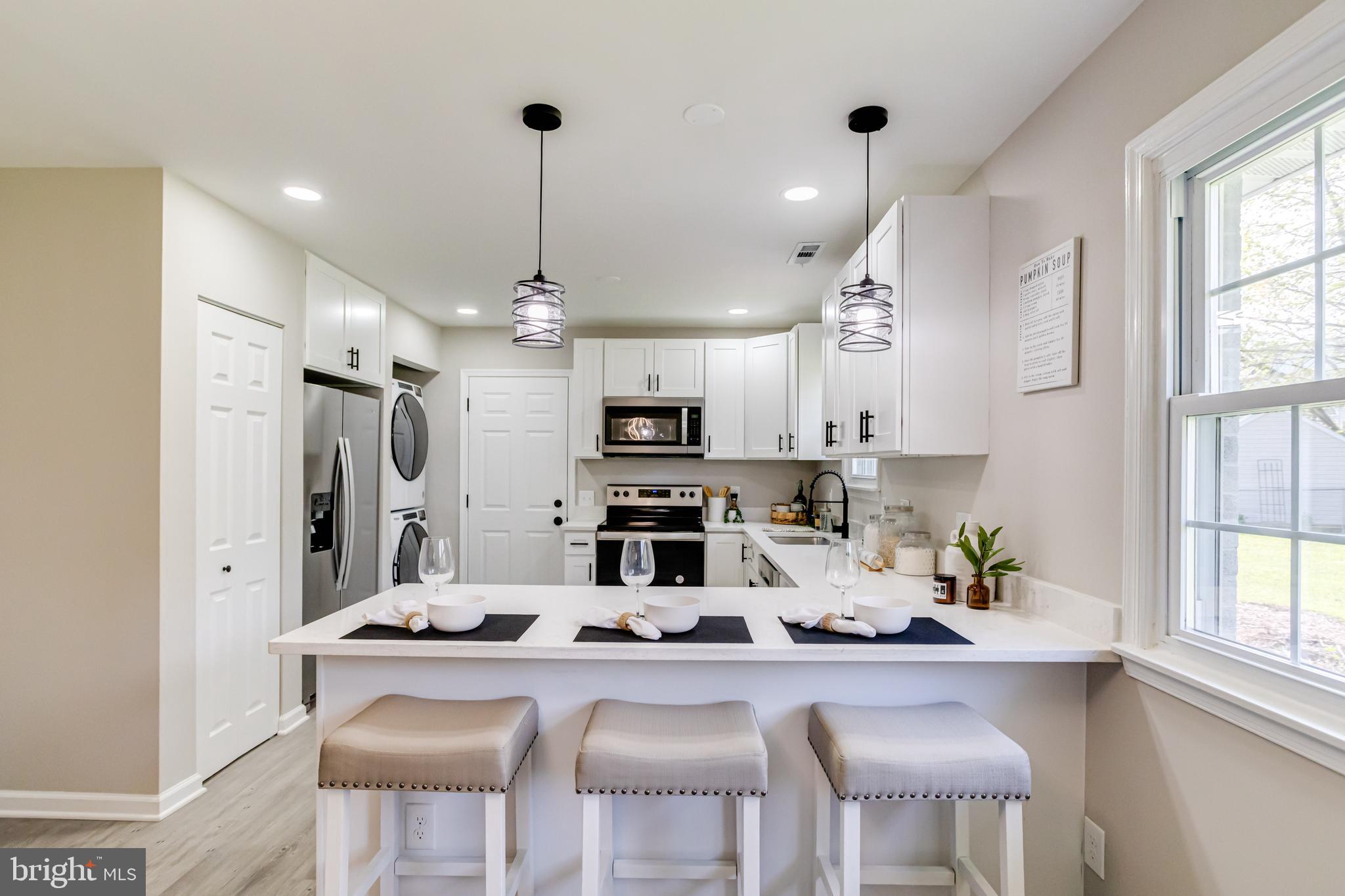 NORTH HILLS - Residential