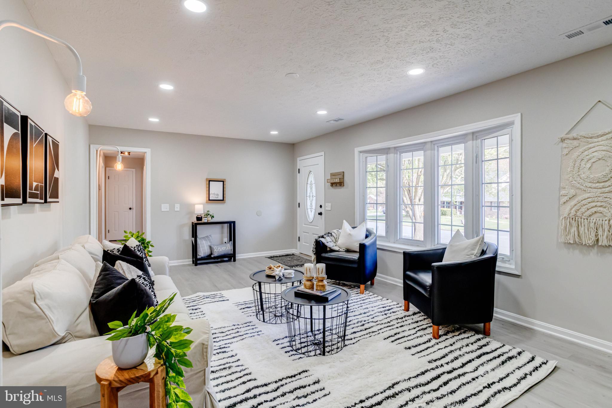 NORTH HILLS - Residential