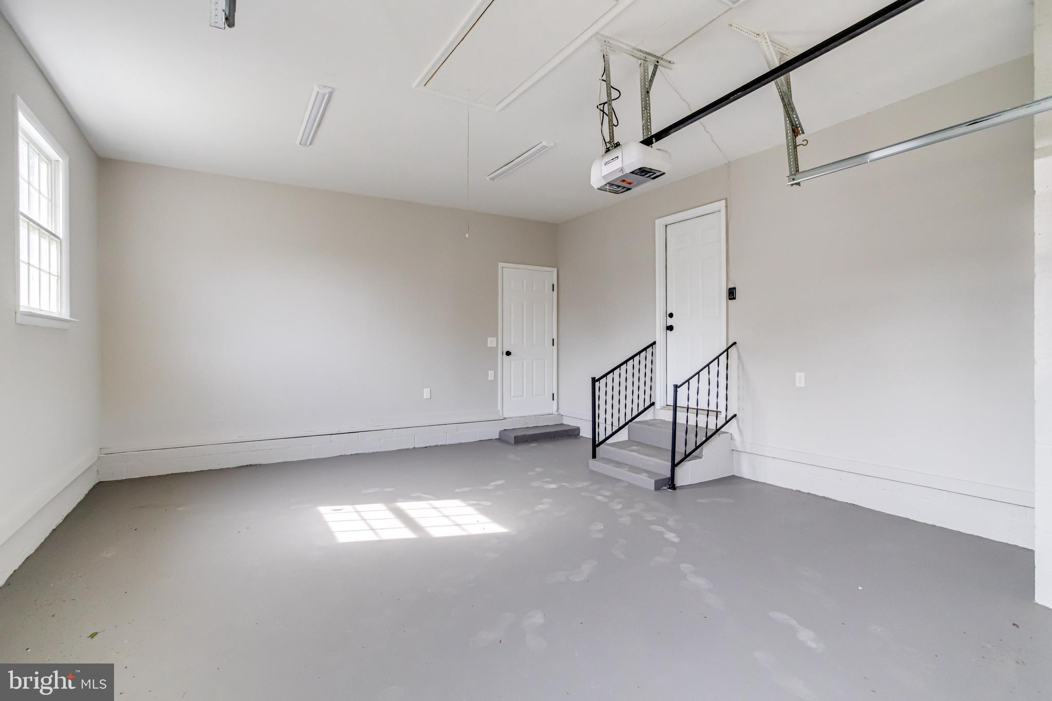 NORTH HILLS - Residential