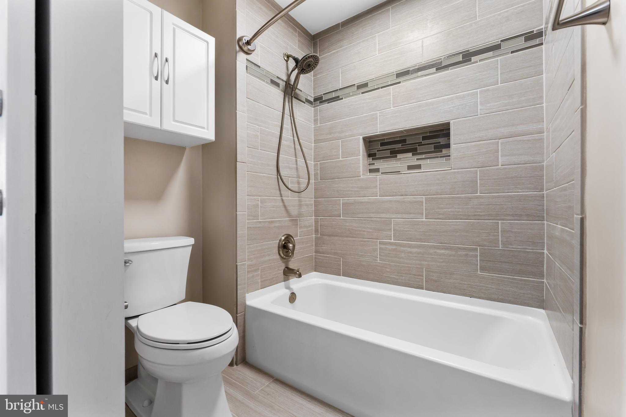 DEVEREAUX ESTATES - Residential