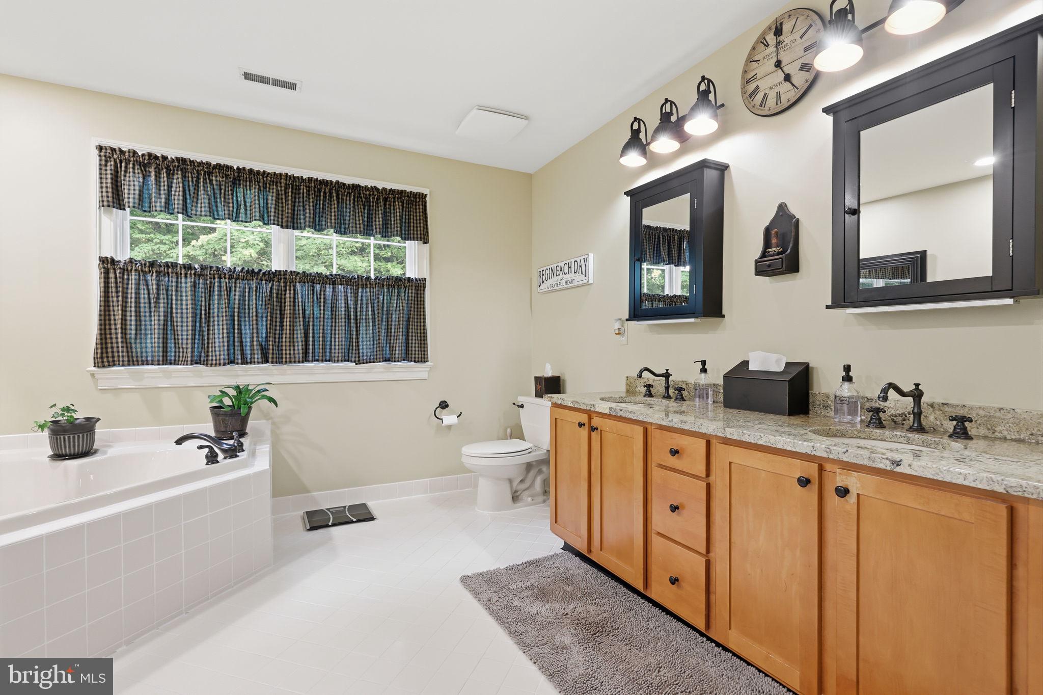 PHEASANT POINTE - Residential