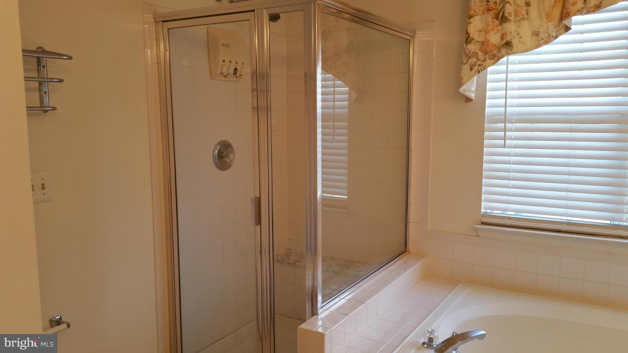 STONEGATE - Residential Lease