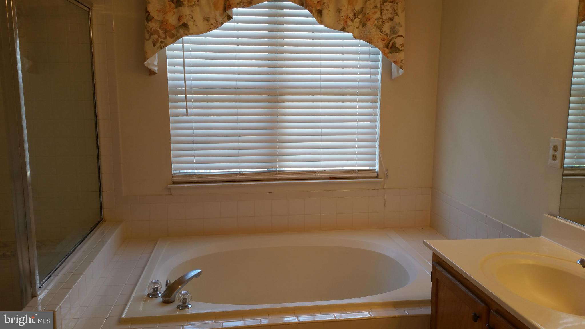 STONEGATE - Residential Lease