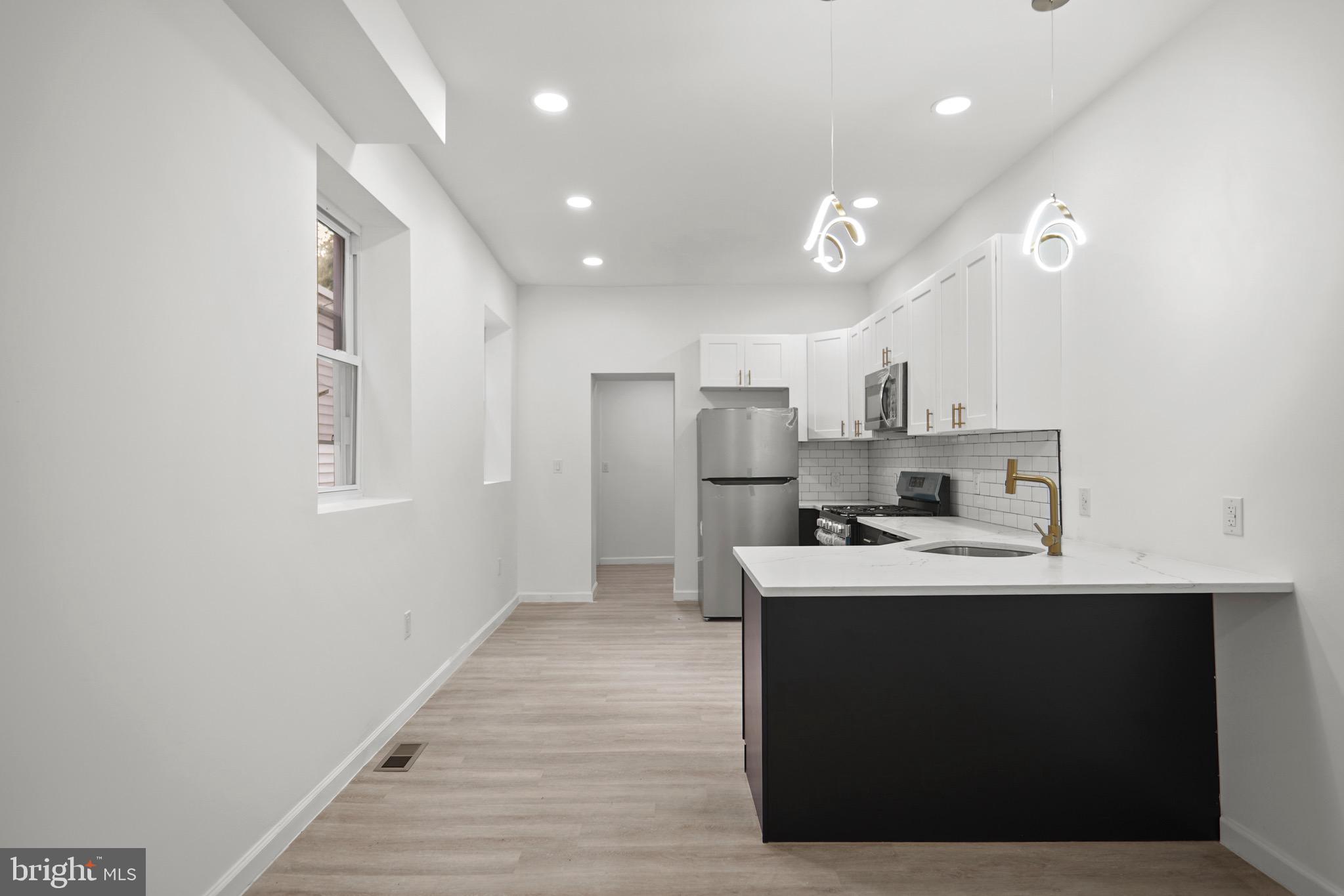 PHILADELPHIA - Residential