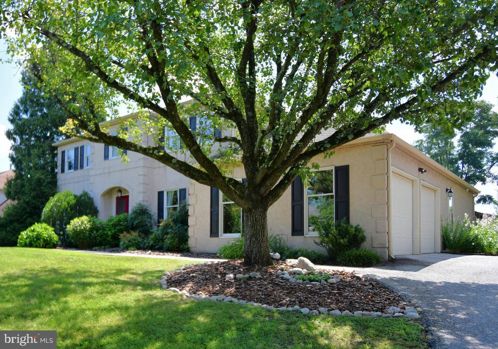 Photo of 102 Gwynmont Drive, NORTH WALES, PA 19454 (MLS # PAMC2149252)