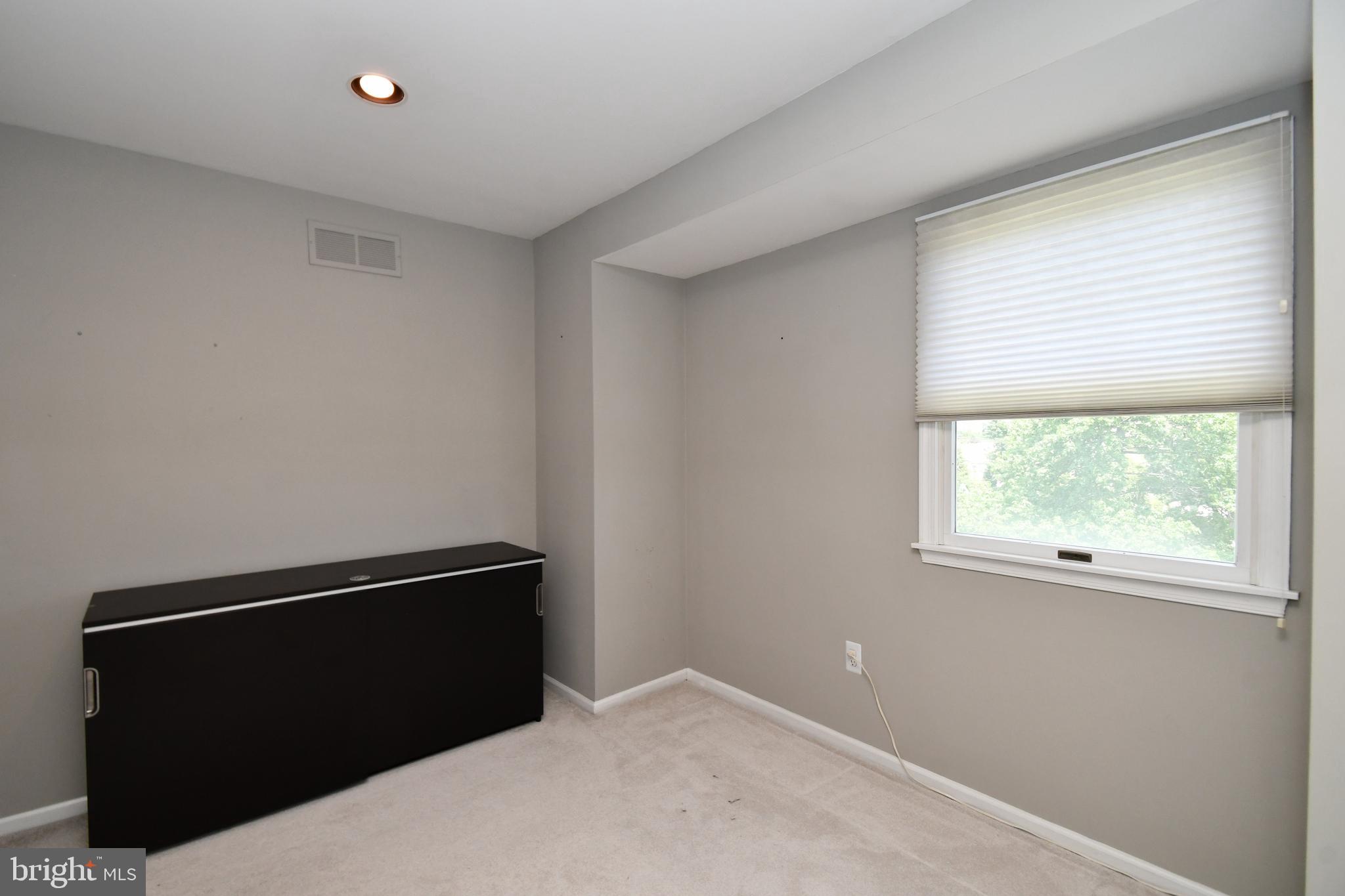 GWYNMONT FARMS - Residential