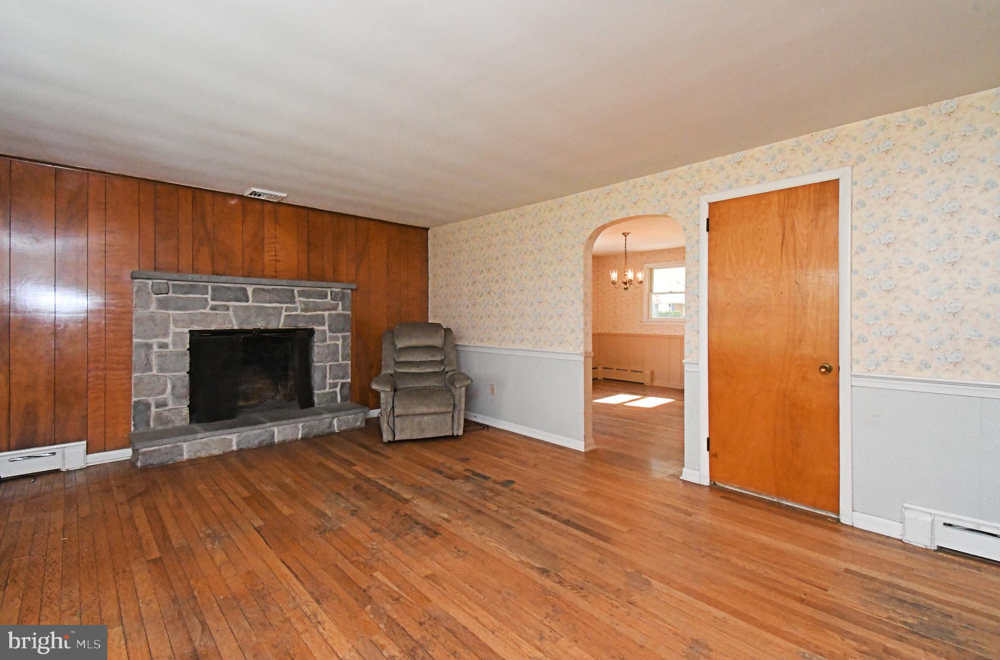 COUNTRY WALK - Residential