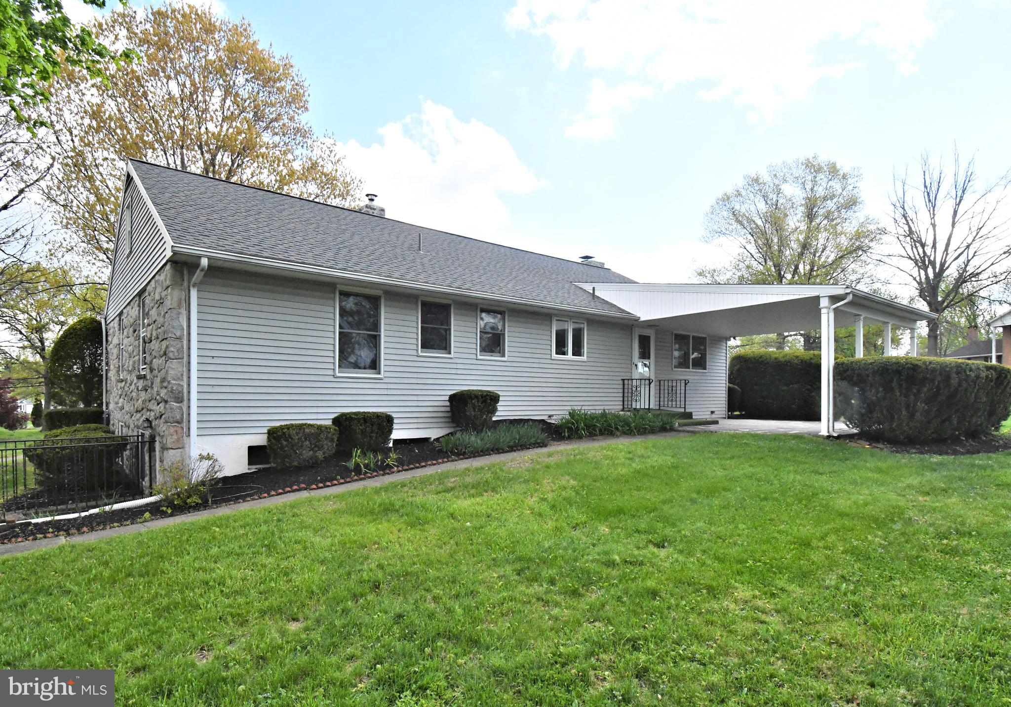 COUNTRY WALK - Residential