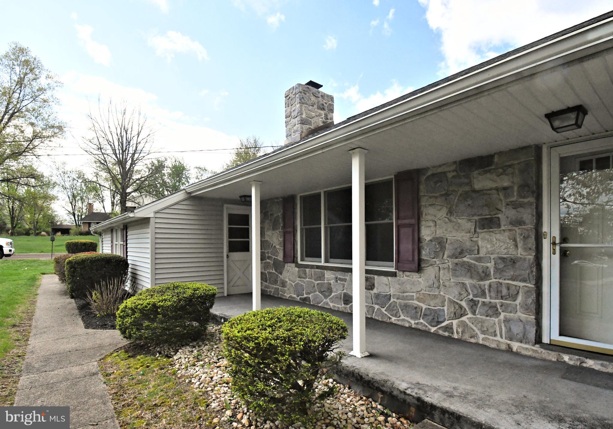 COUNTRY WALK - Residential