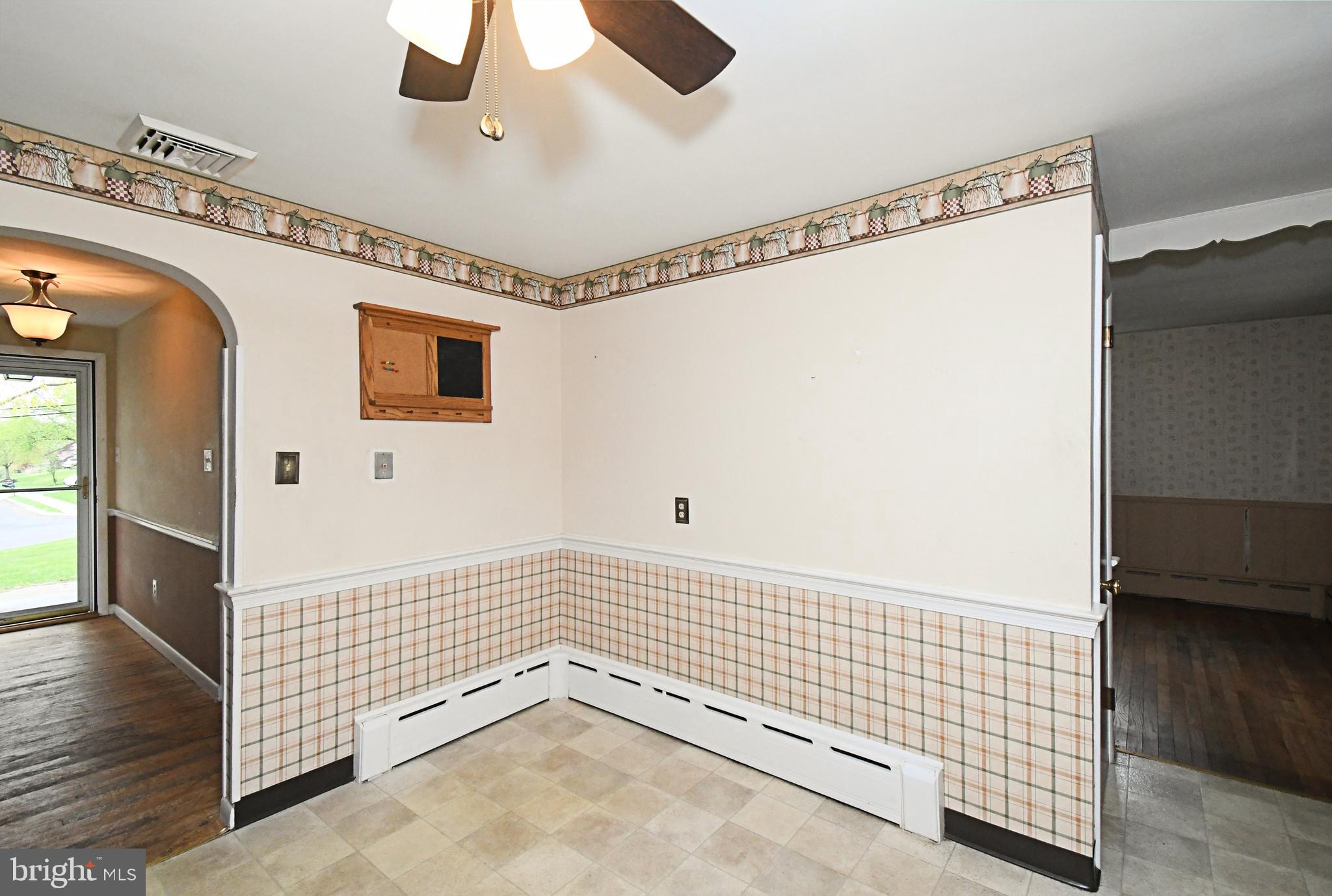 COUNTRY WALK - Residential