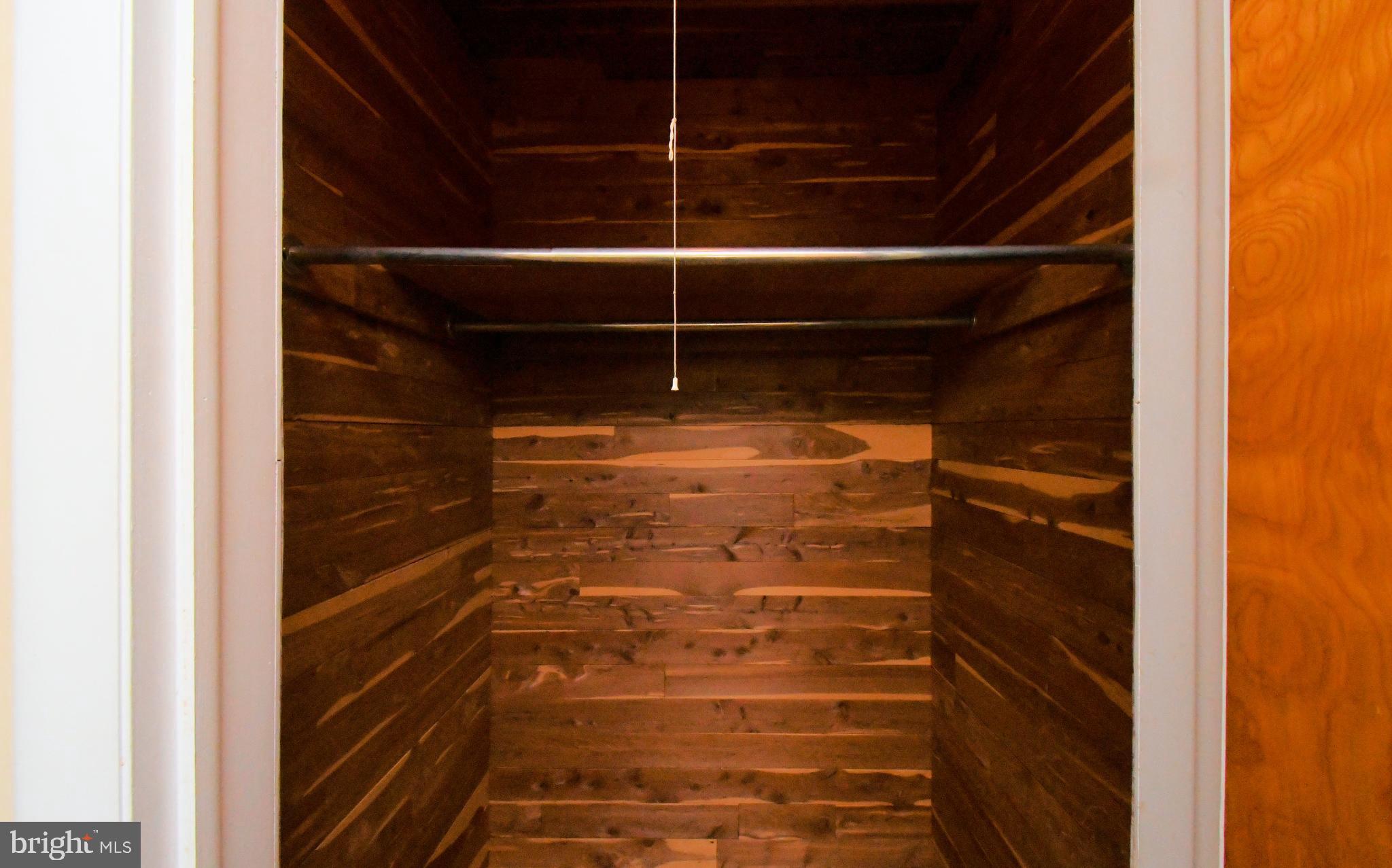 COUNTRY WALK - Residential