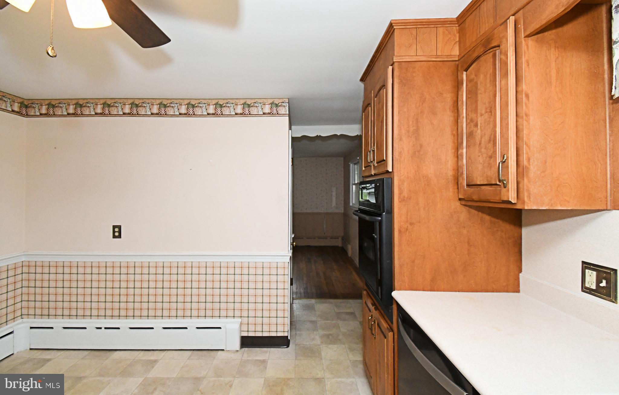 COUNTRY WALK - Residential