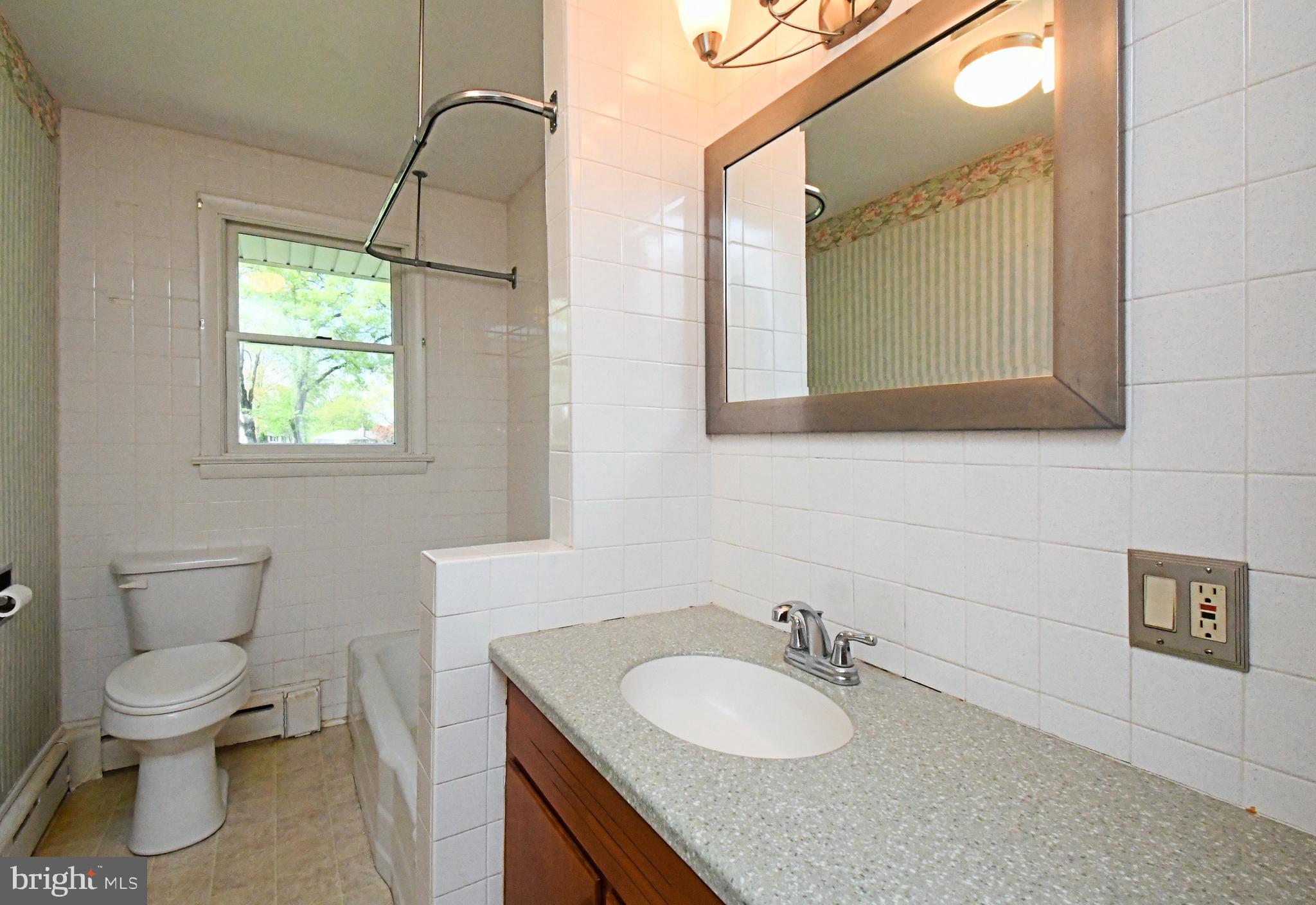 COUNTRY WALK - Residential