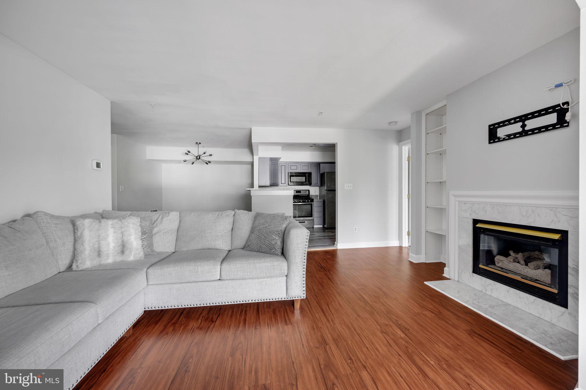 FAIRFIELD HOUSE - Residential Lease