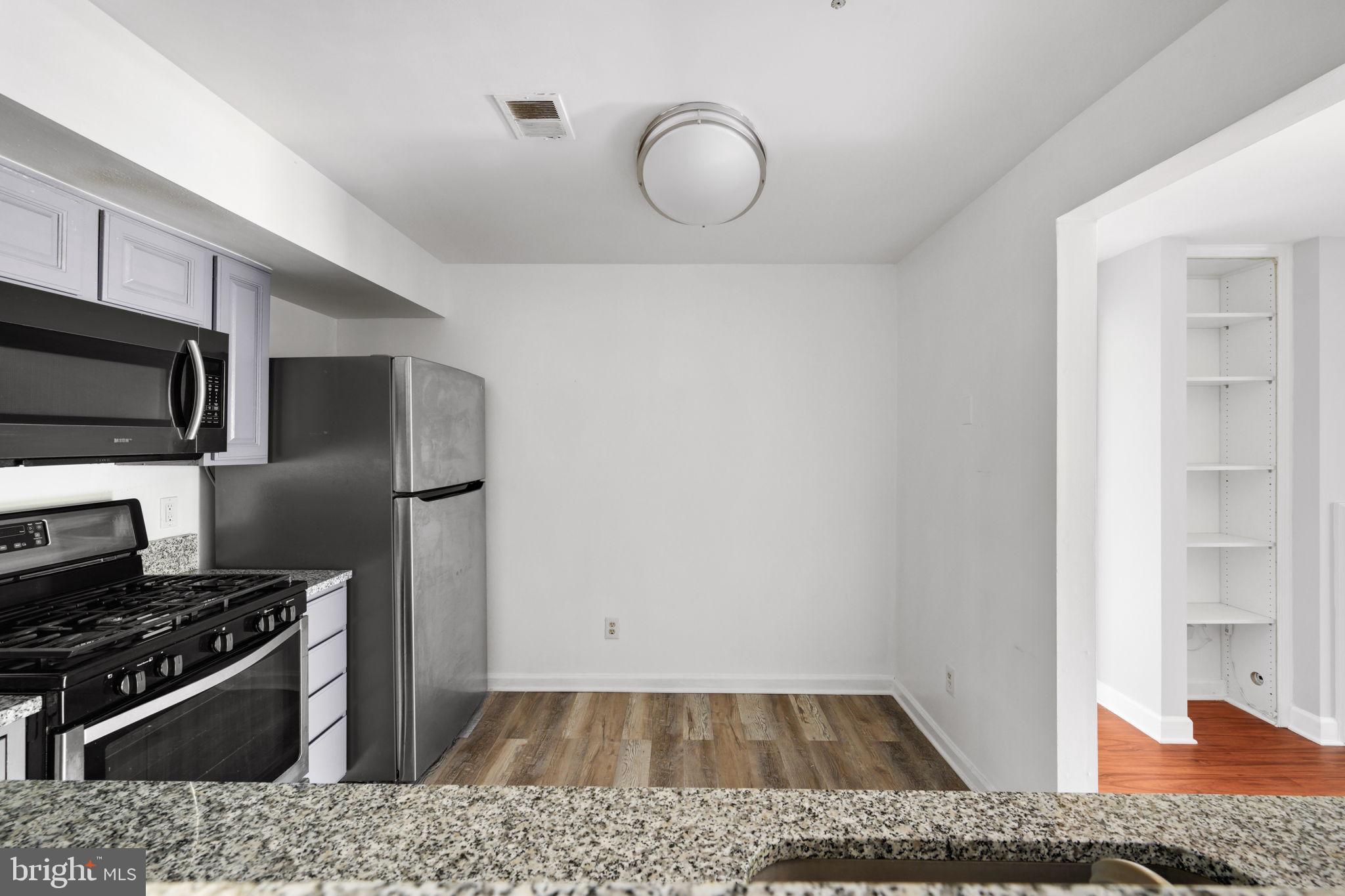 FAIRFIELD HOUSE - Residential Lease