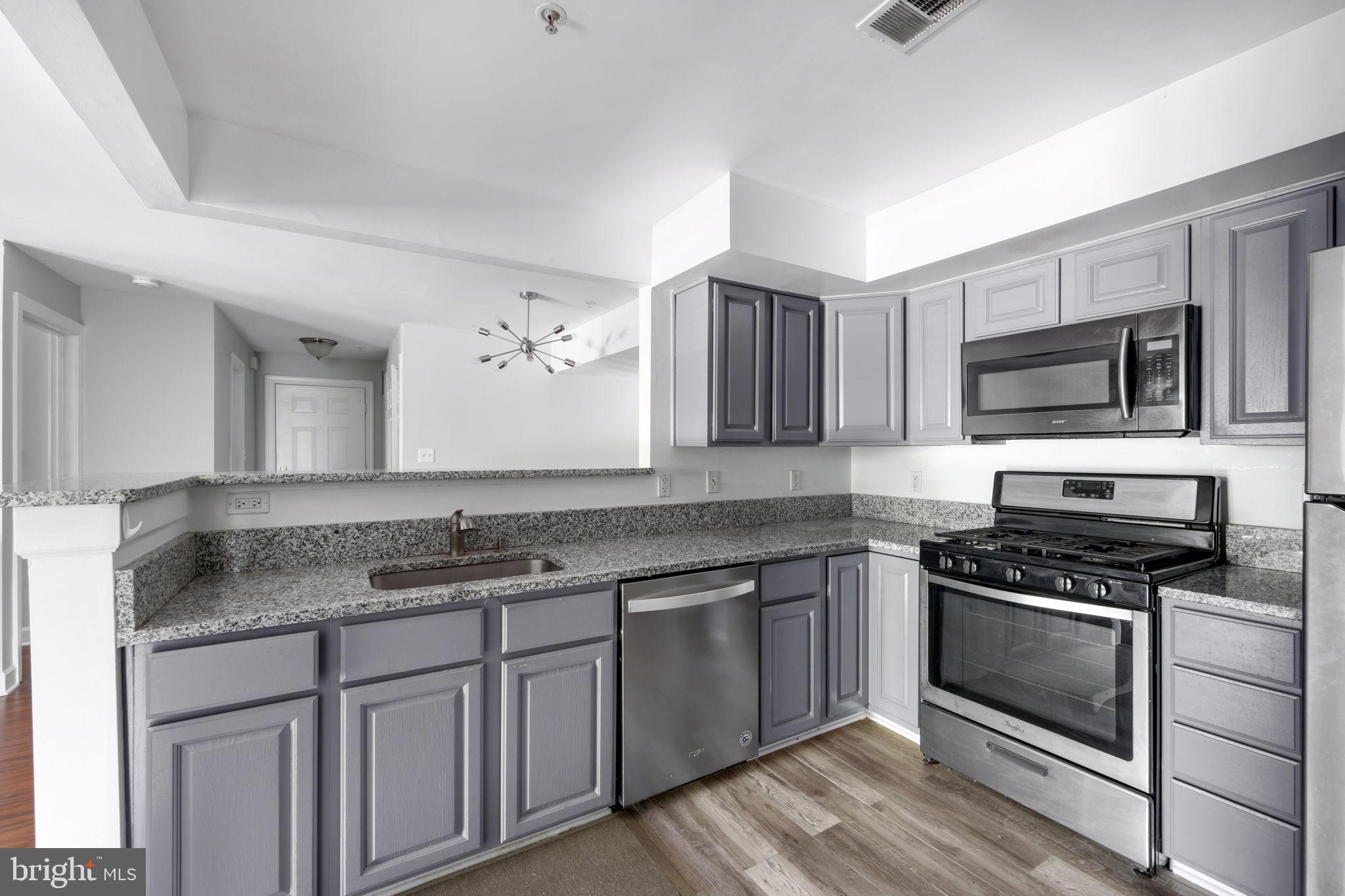 FAIRFIELD HOUSE - Residential Lease