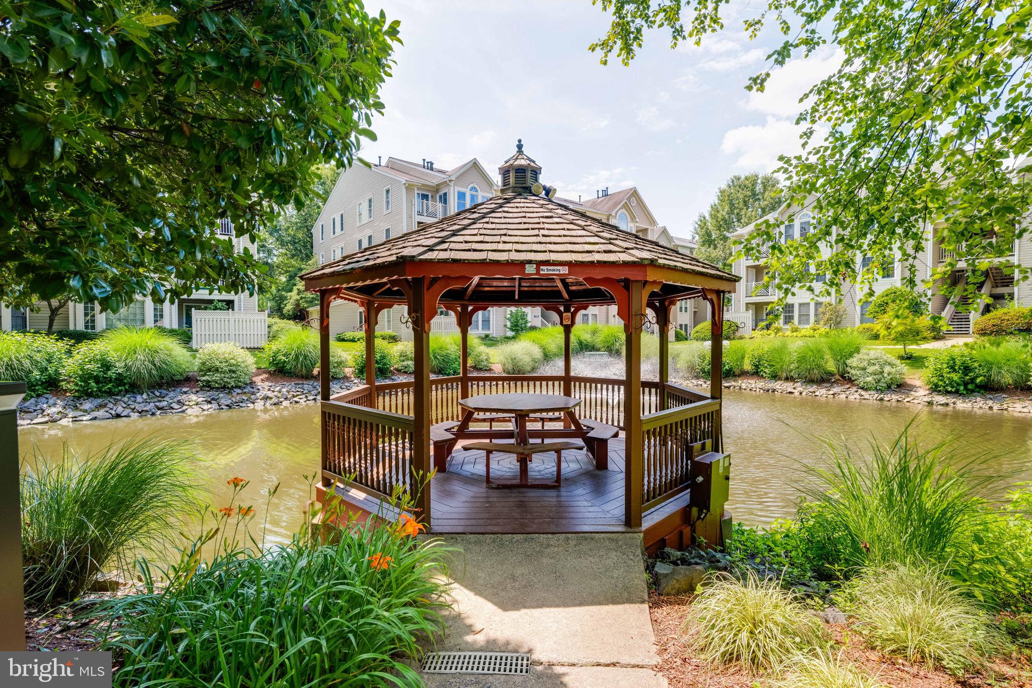 FAIRFIELD HOUSE - Residential Lease