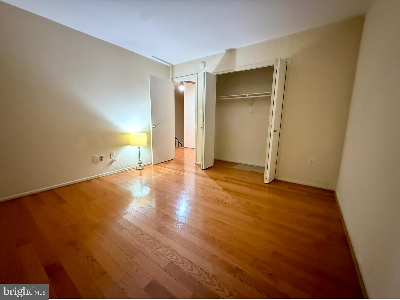 LAKE BRADDOCK - Residential Lease