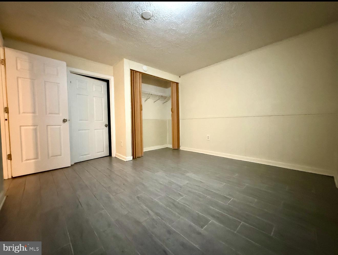 LAKE BRADDOCK - Residential Lease