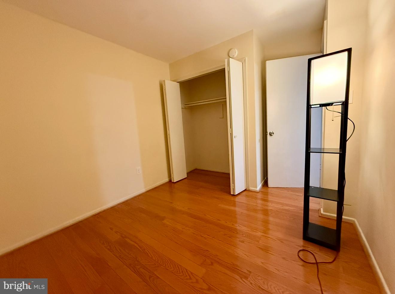 LAKE BRADDOCK - Residential Lease