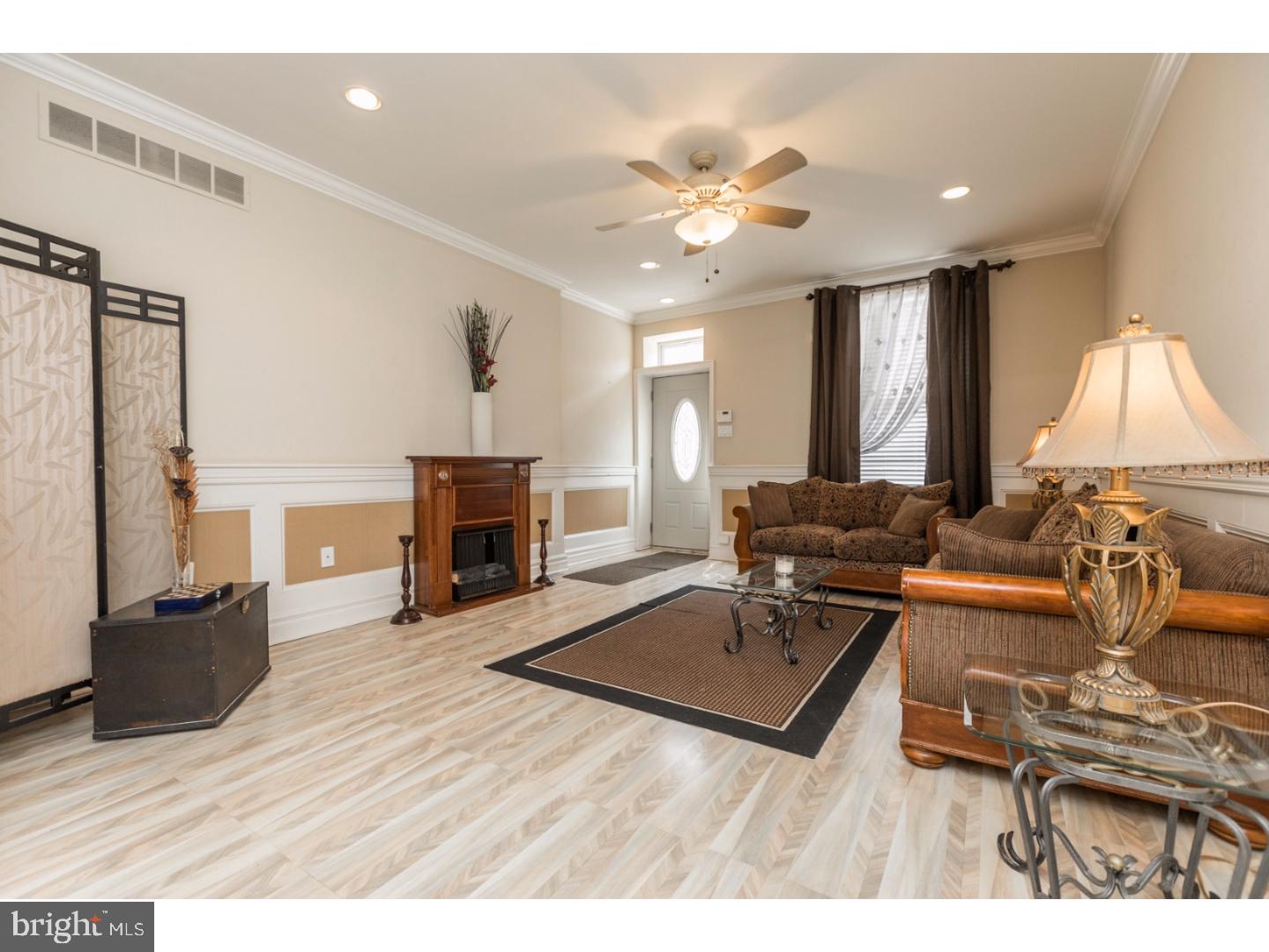 PORT RICHMOND - Residential