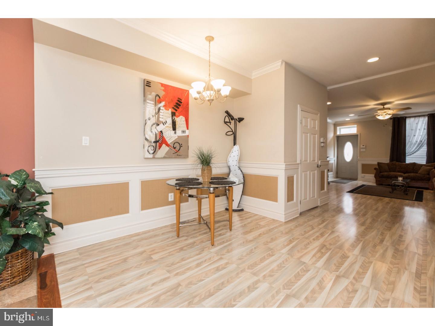 PORT RICHMOND - Residential