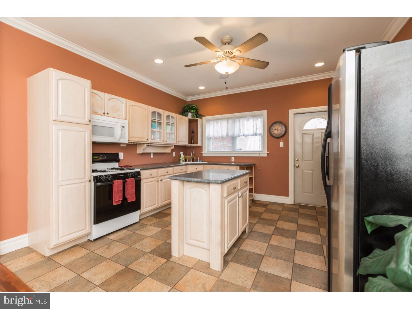 PORT RICHMOND - Residential