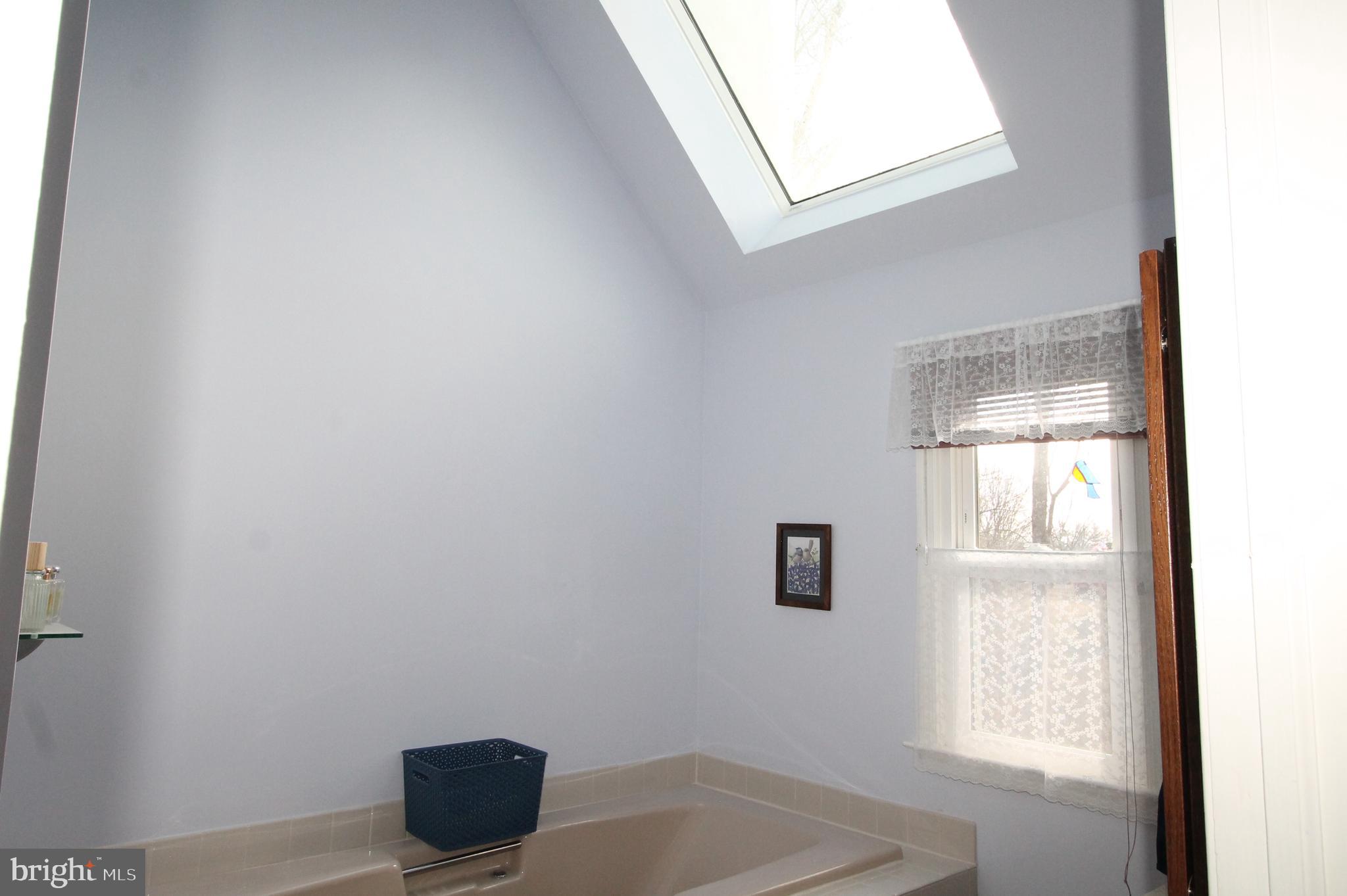 HILLSDALE FARM - Residential