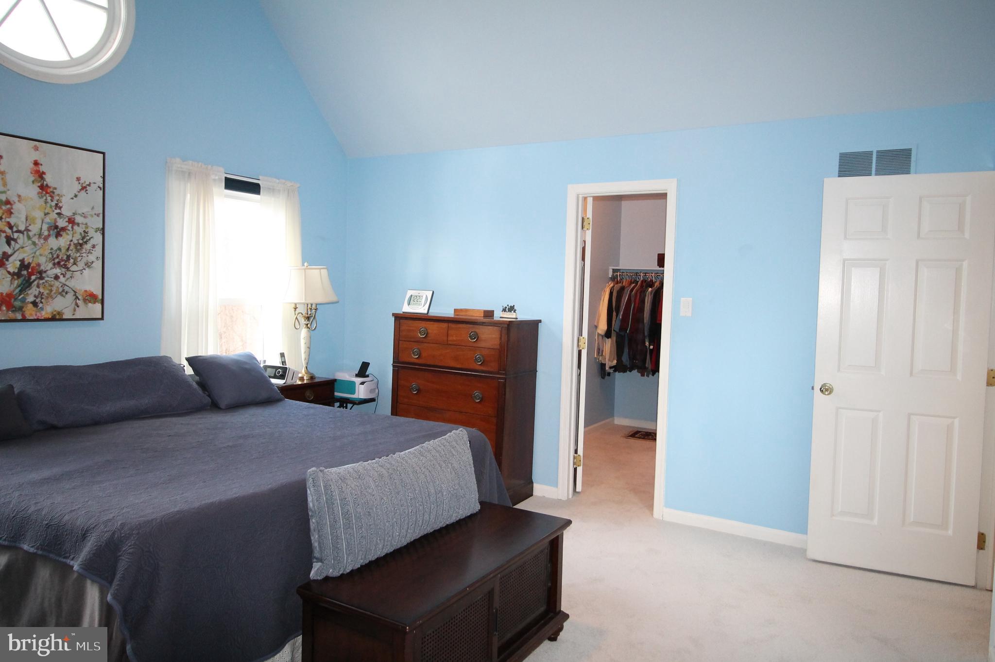 HILLSDALE FARM - Residential