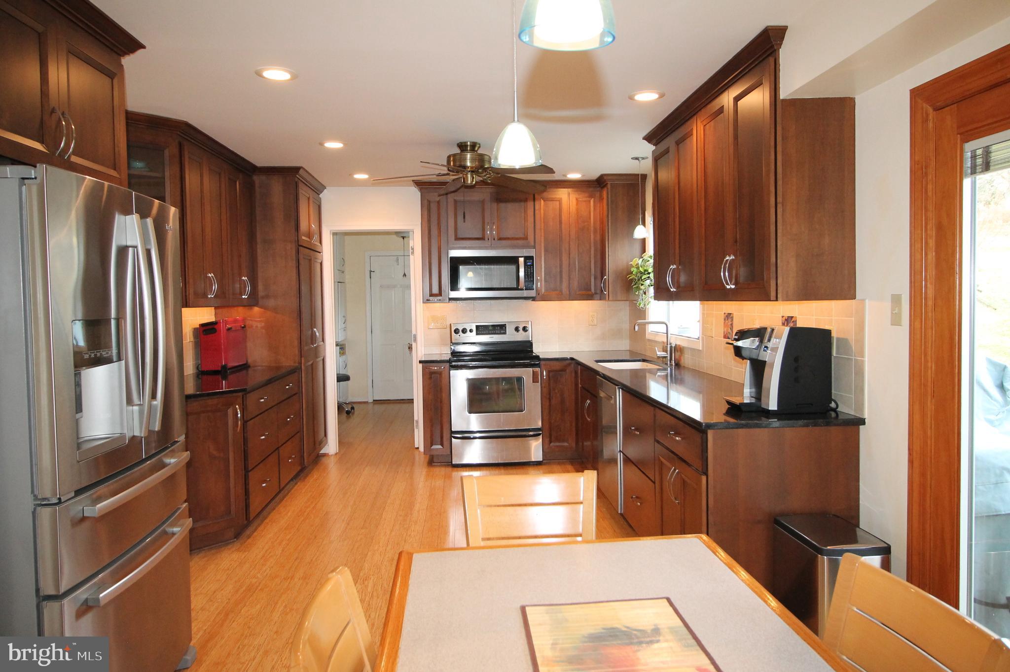 HILLSDALE FARM - Residential