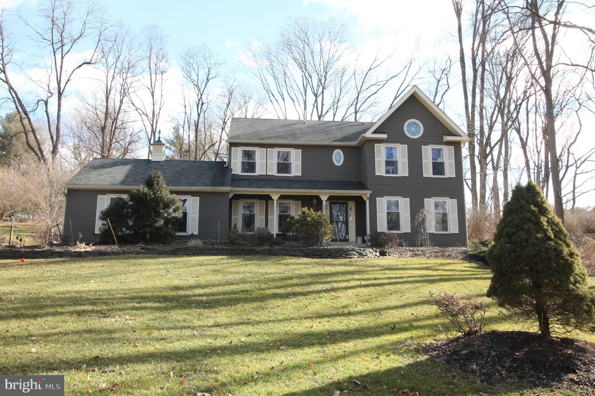 HILLSDALE FARM - Residential