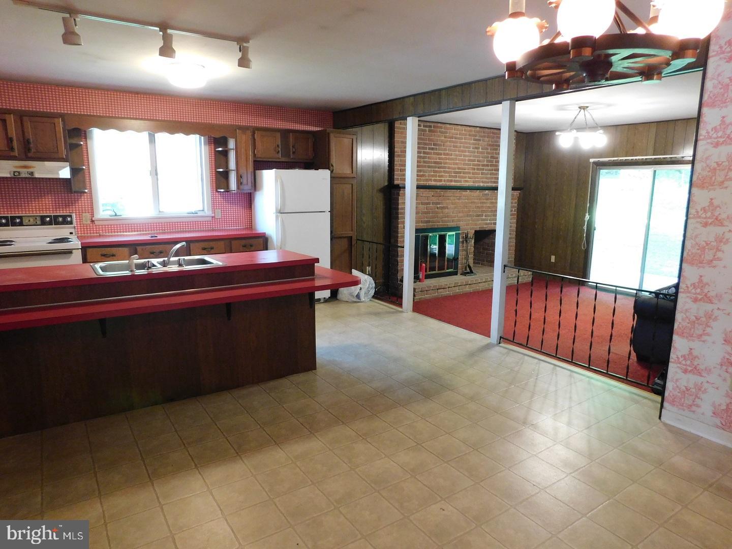 PINE RIDGE - Residential