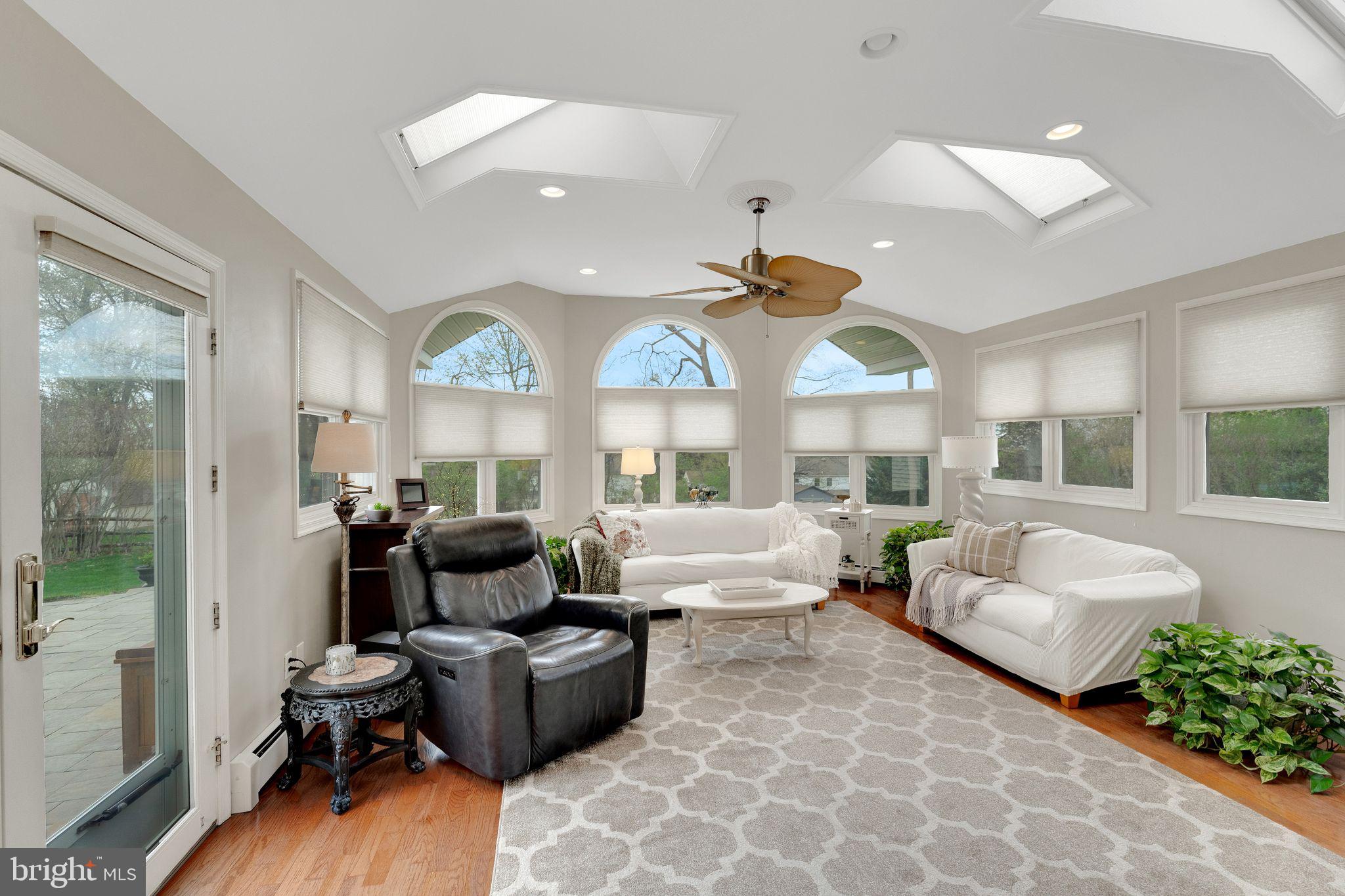 541 WESTWIND DRIVE