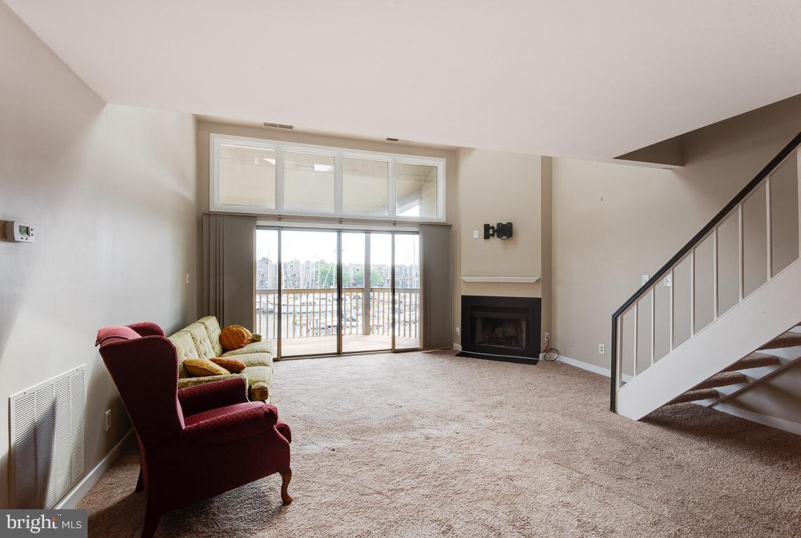 VILLAGE OF CHESAPEAKE HARBOUR - Residential Lease