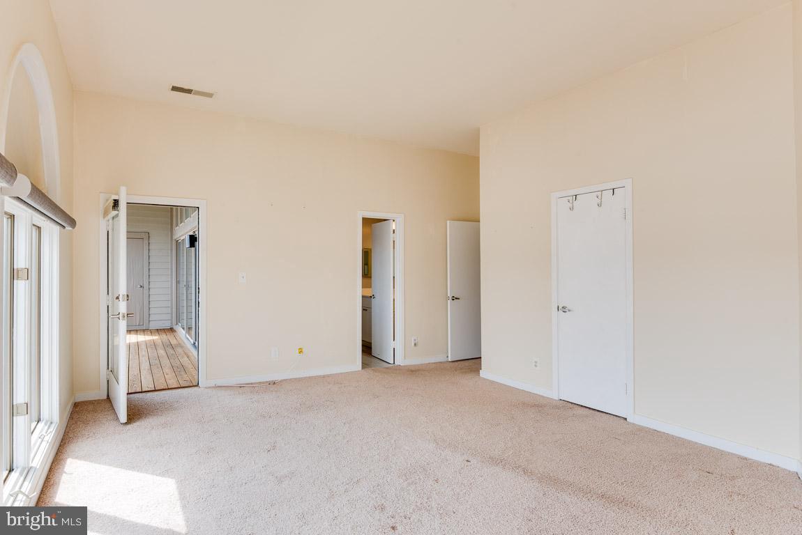 VILLAGE OF CHESAPEAKE HARBOUR - Residential Lease