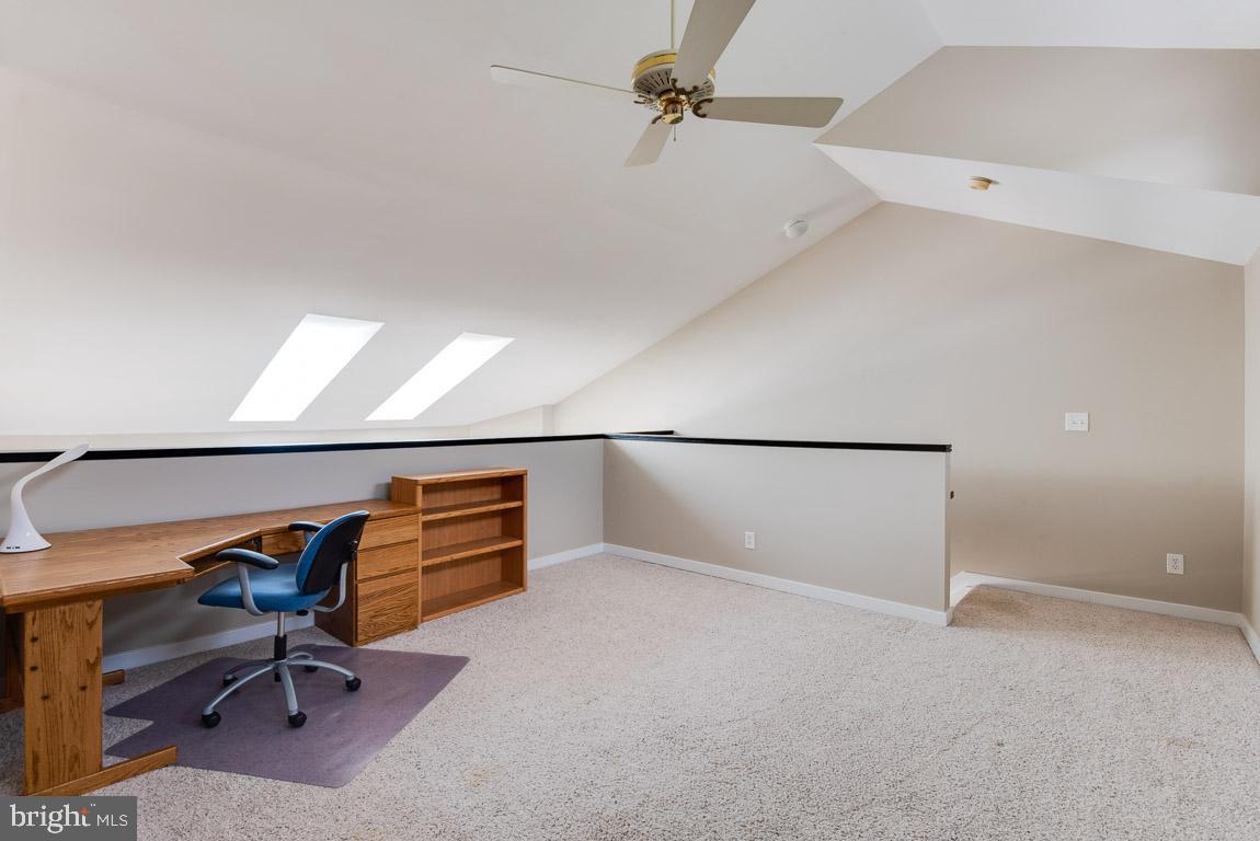 VILLAGE OF CHESAPEAKE HARBOUR - Residential Lease