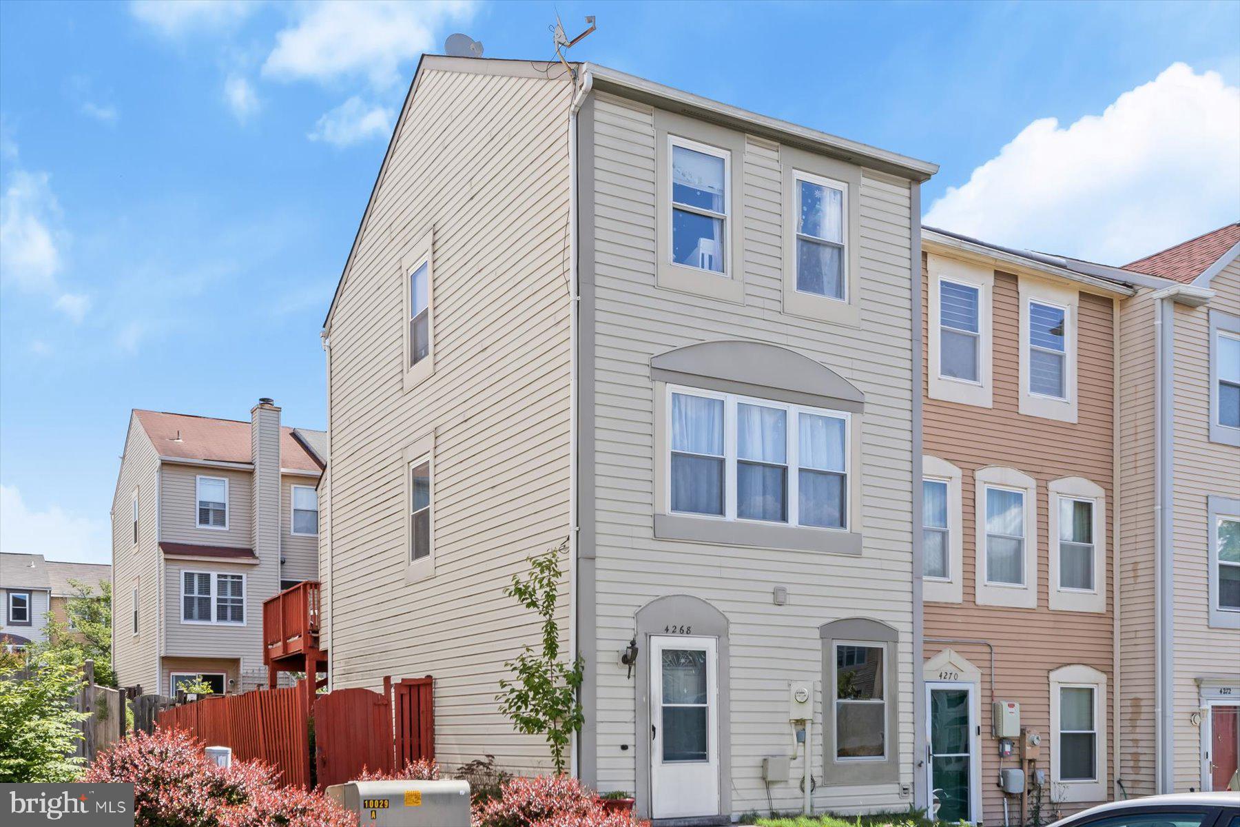 4268 CLOUDBERRY COURT