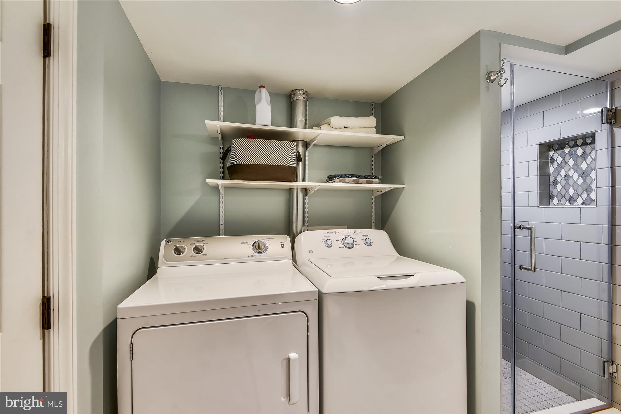 ROSEMONT - Residential