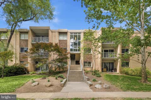 Photo of 2908 Kings Chapel Road #03/10, FALLS CHURCH, VA 22042 (MLS # VAFX2315848)