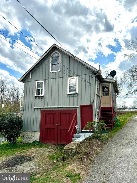 90 Old Red Mill Road, Newark, DE MLS: DENC2079660