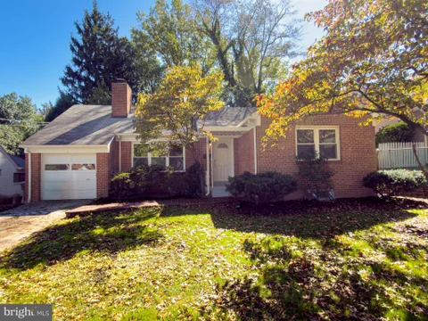 MLS: DCDC2287726