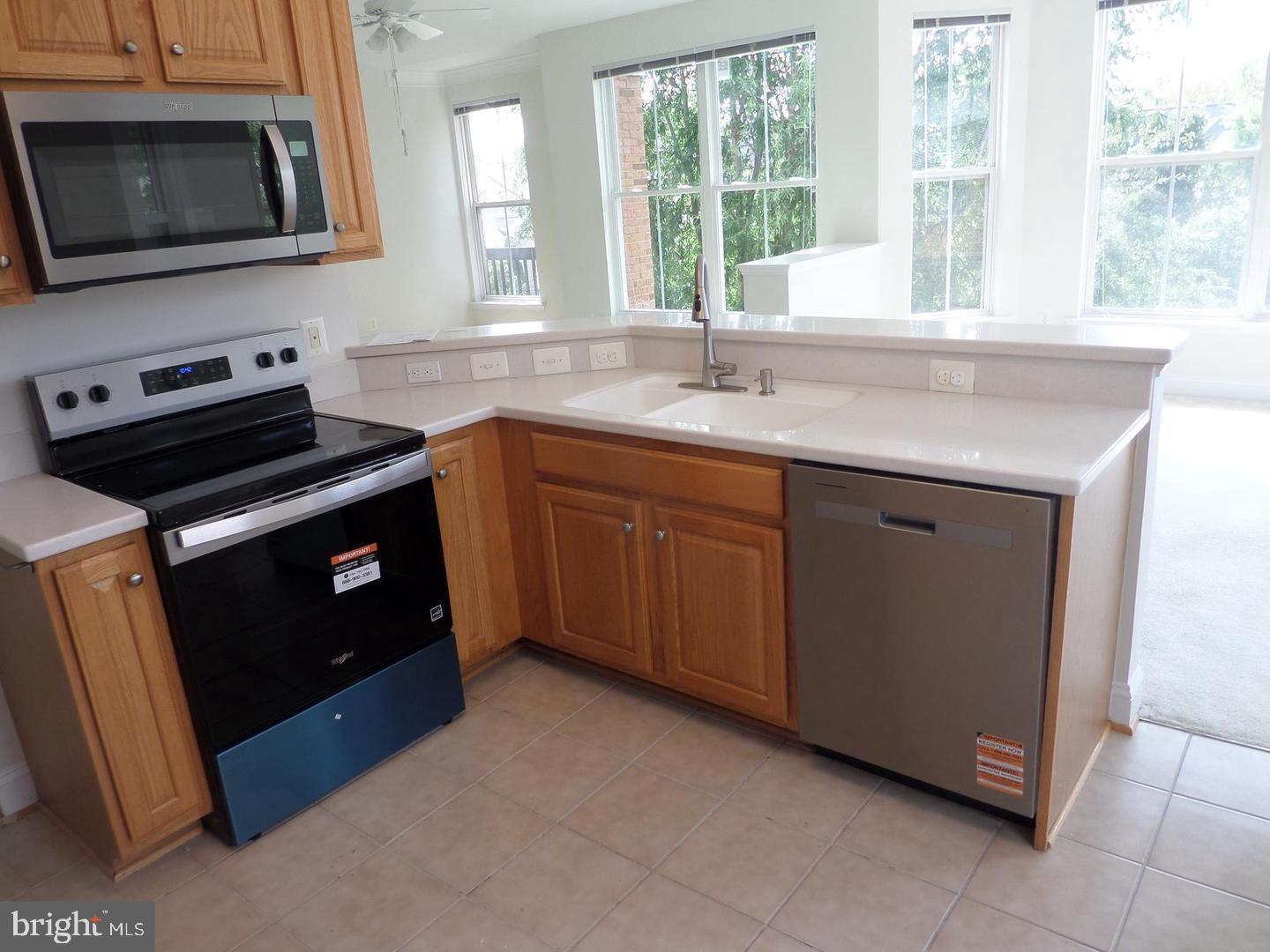 LIBERTY GROVE - Residential Lease