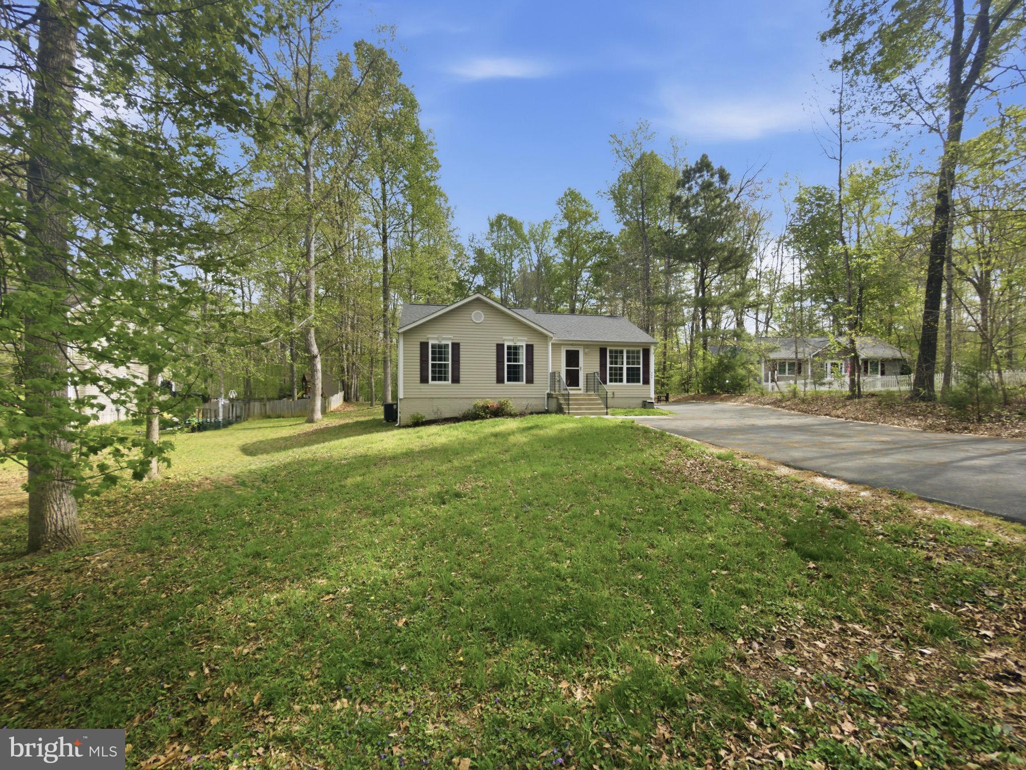 LAKE LAND OR - Residential