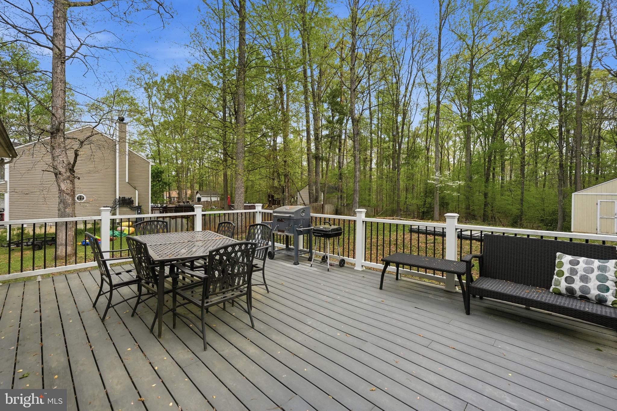 LAKE LAND OR - Residential