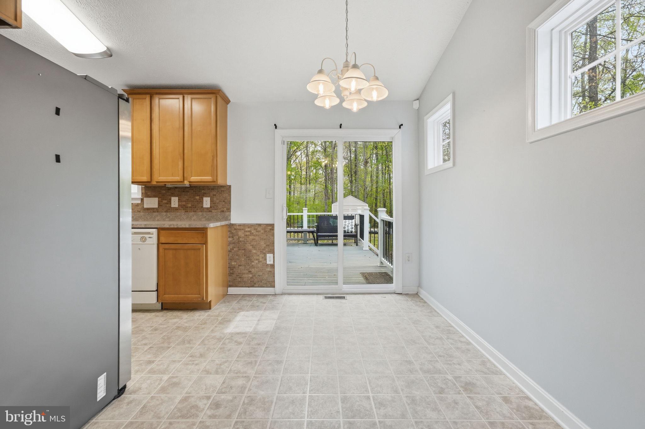 LAKE LAND OR - Residential