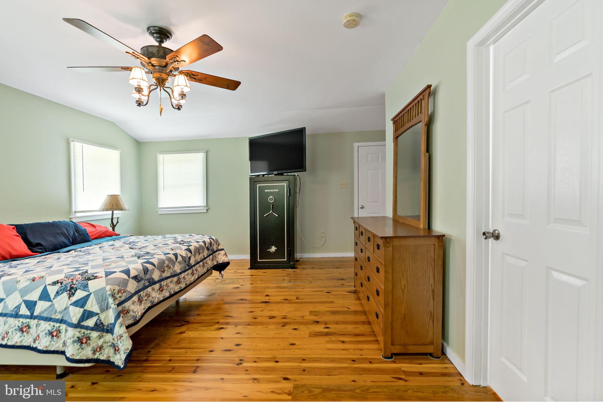 HIGH VIEW ESTATE - Residential