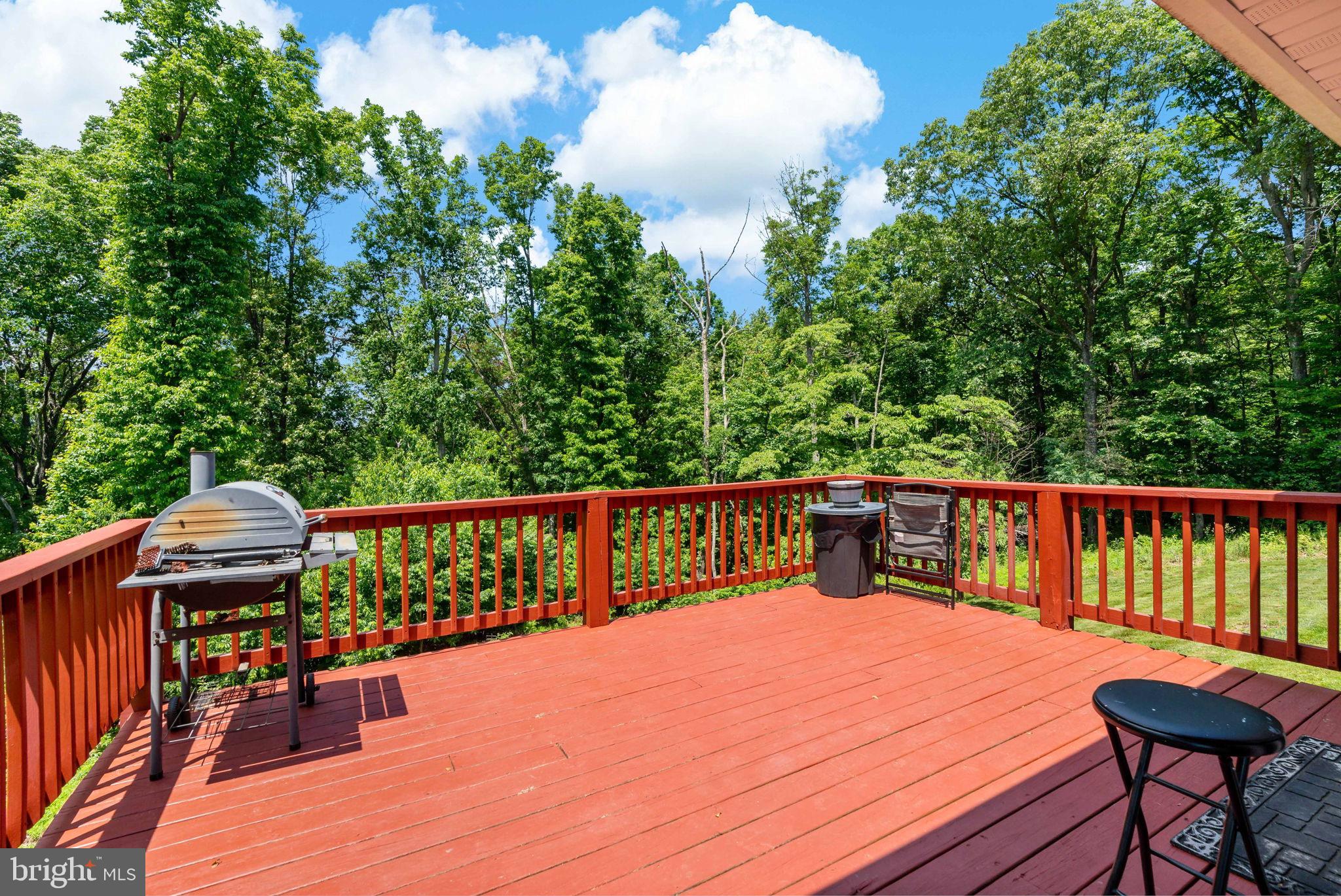 HIGH VIEW ESTATE - Residential