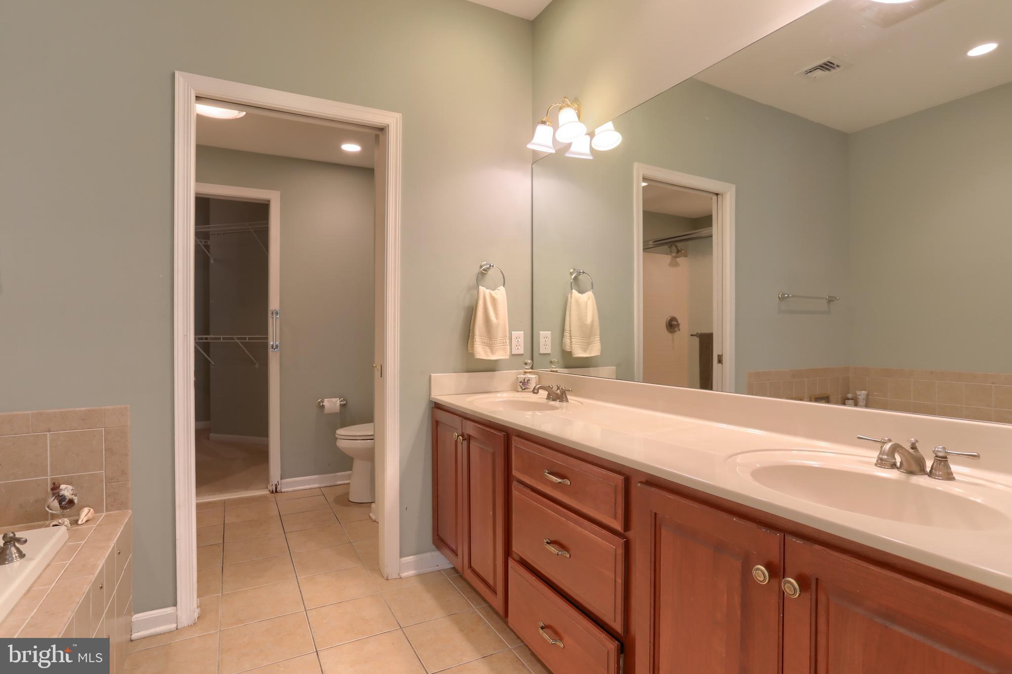 STONE CREEK - Residential