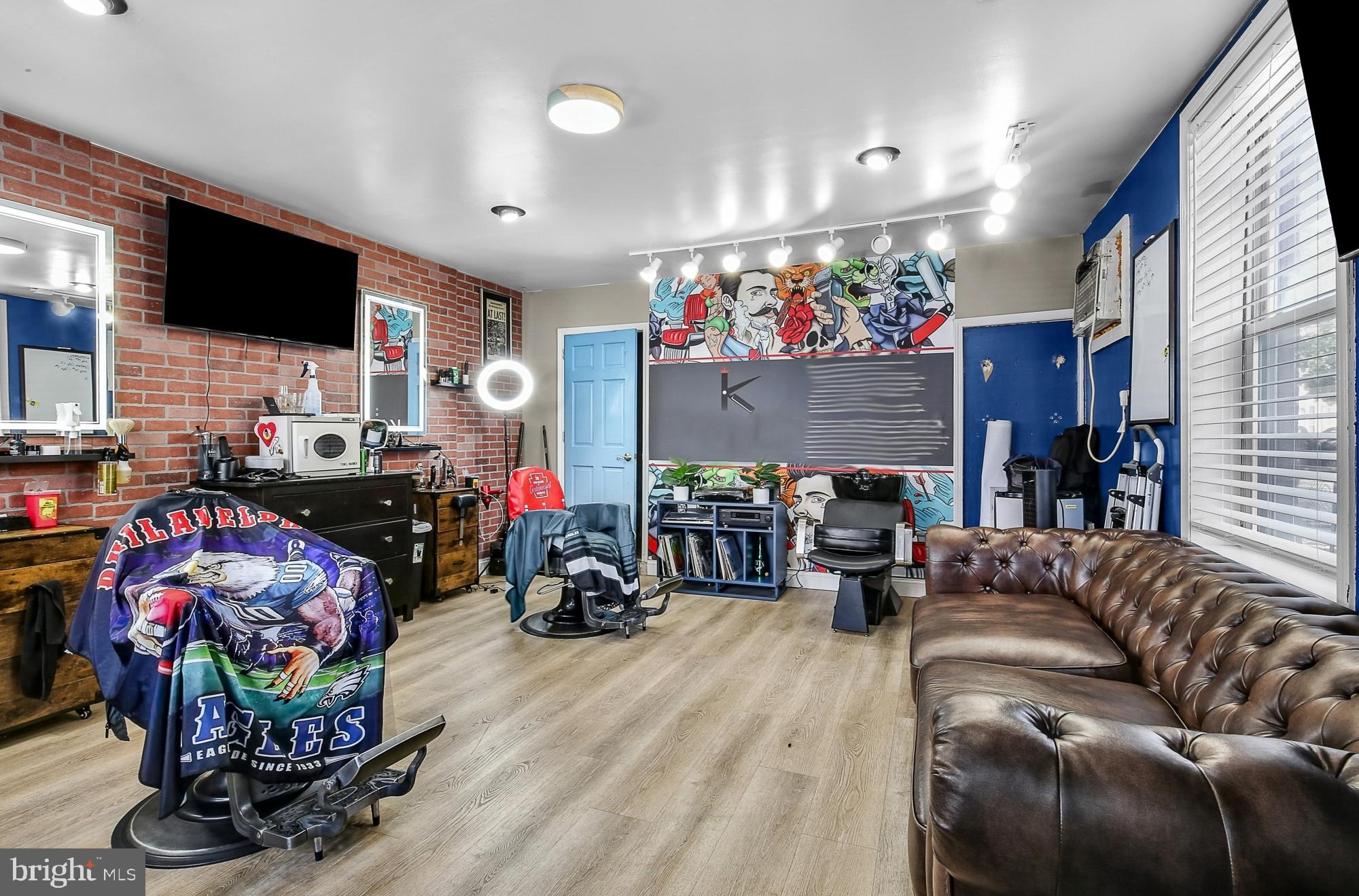 FISHTOWN - Residential Income