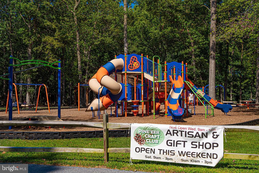 OCEAN PINES - THE PARKE - Residential